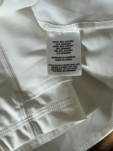 Rhoback White Women's Sydney Tennis Skort medium NWOT SOLD OUT ONLINE