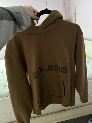 seek jesus boutique hoodie Brown