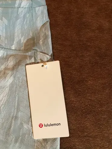 Lululemon  high rise swift speed short 8 inch Size 0 New with tags  - Image 3