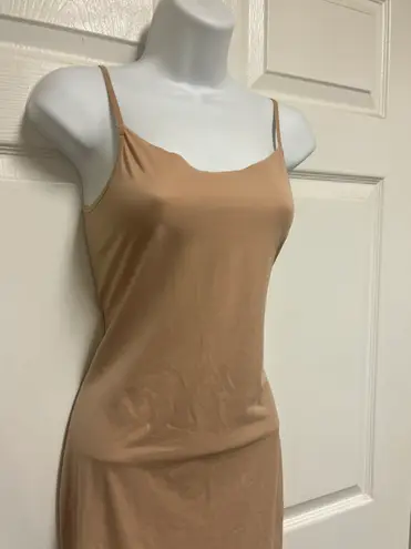 Vanity Fair Nude Invisible Edge Smoothing Full Slip Shape Wear Slip Dress