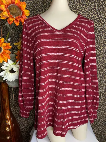 Doe & Rae ✅3/$30✅ NWT  Red Striped Long Balloon Sleeve Open Keyhole Back Top | LARGE |