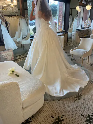 Allure Bridal Wedding Dress