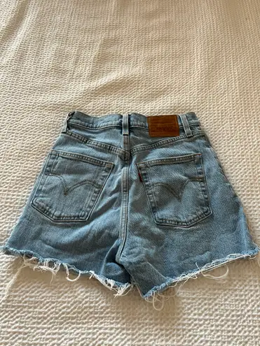 Levi's Ribcage Shorts