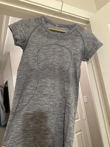 Lululemon Swiftly Tech Short Sleeve