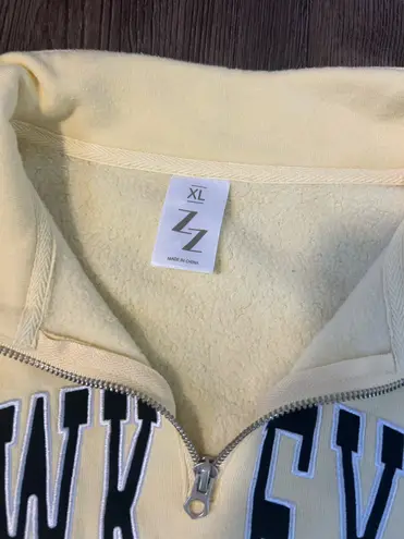 Iowa Hawkeyes Light Yellow Quarter Zip Size XL