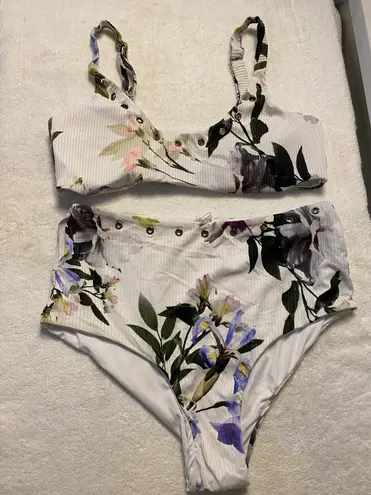 Tinibikini Size Medium 2 Piece Swimwear