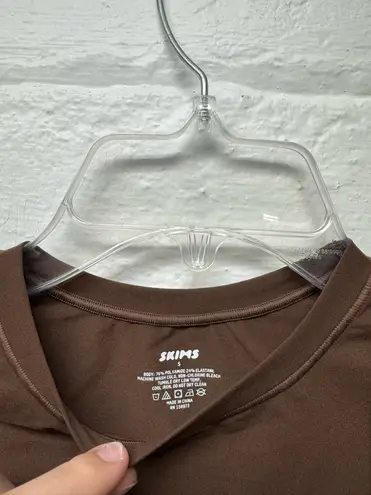 SKIMS NWT Fits Everybody Cropped Tshirt