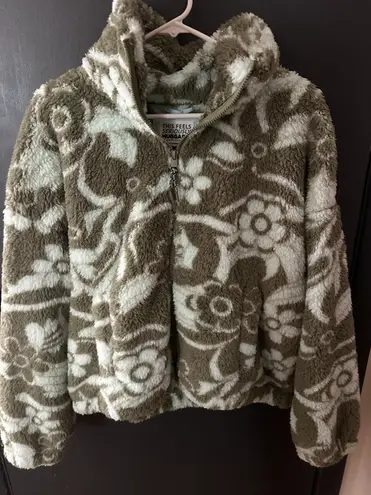 American Eagle Zip-Up Bear Hug Sherpa Jacket