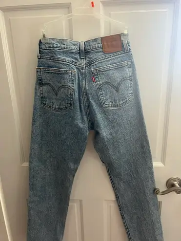 Levi's Wedgie Straight Jeans