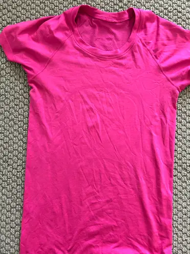 Lululemon Swiftly Tech Short Sleeve Shirt