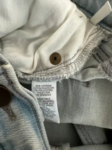 The Loft EUC modern skinny light indigo distressed jeans