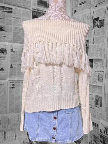 Moon River Ivory Fringe Off Shoulder Sweater Women's Small Boho Chic Knit Top