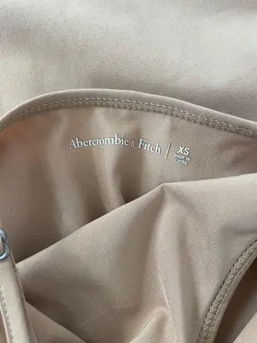 Abercrombie & Fitch  TRAVELER JUMPSUIT IN TAN XS! thumbnail 3