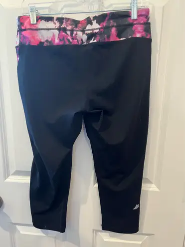 Free Country Free 2 B By Black and Pink Leggings Size Large