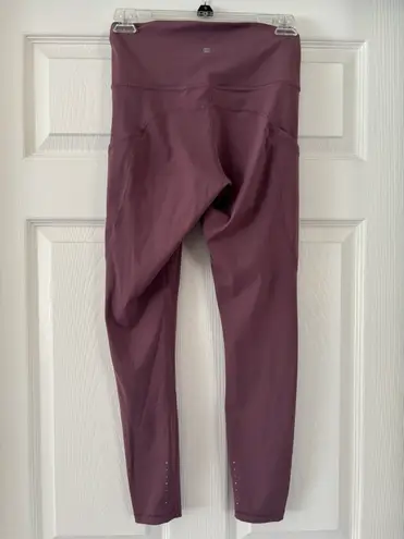 CRZ Yoga Woman’s Mauve Workout Leggings - Size Small