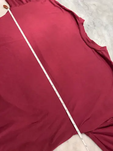 Tone Corset Women's Oversized T-Shirt and Fitted Shorts. Size Large