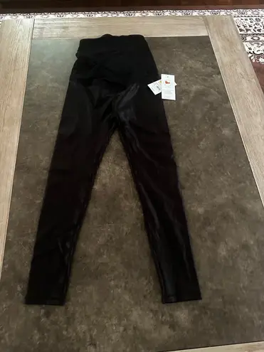 Isabel Martenity Isabel by Ingrid and Isabel Maternity Active High Gloss Leggings,