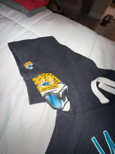 VINTAGE/RETRO STYLE JACKSONVILLE JAGUARS HOODIE