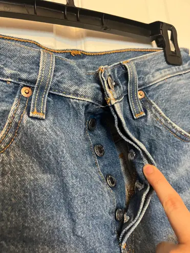 Levi's 501 Original Shorts In Levi’s White Denim Cut-Off High-Rise The Clouds Wash