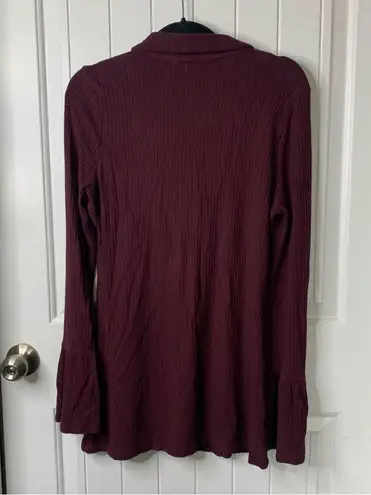 n:philanthropy N Philanthropy red burgundy ribbed button front Sia shirt size medium