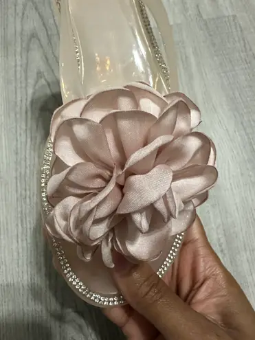 Cape Robbin Light Pink Flower Sandals