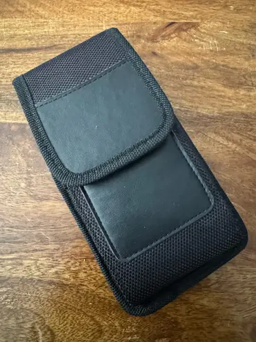Phone Pouch Carrier Flap Black - Image 12