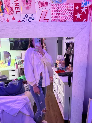 American Eagle Crème  Corduroy Button Up thumbnail 2