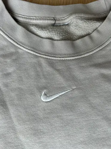 Nike Tan Sweatshirt