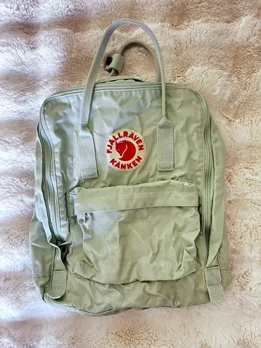 Fjallraven Kanken Backpack Green