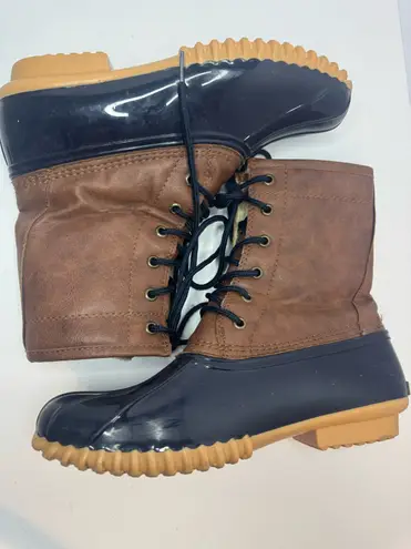 Sporto Alice Navy and Tan Duck Boots Size 8M
