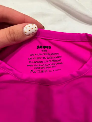  limited edition VDAY collection pink long sleeve top | slightly cropped #skims #pink #winterfashion #fall #layering - Image 2