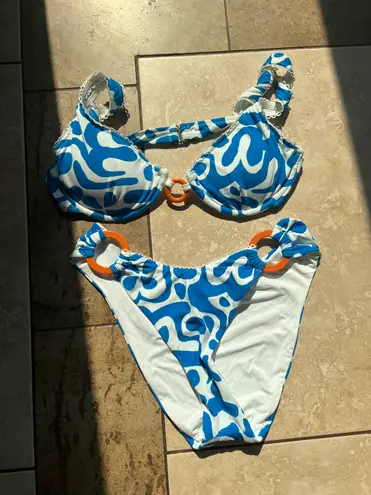 Daisy Dippin’ ’s Bikini Set