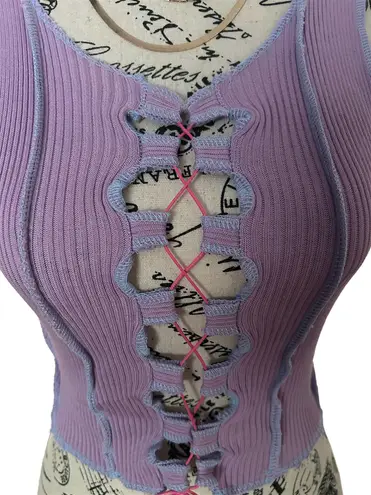 Brand New Lavender Peekaboo Top Purple Size M