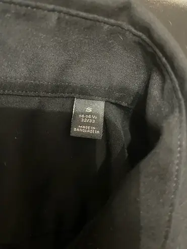 1 Madison Madison Slim Fit long sleeve button down Black blouse - Size Small