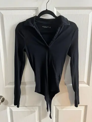 Abercrombie & Fitch Notch Neck Long Sleeve