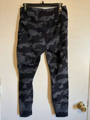 Yogalicious Camo Leggings