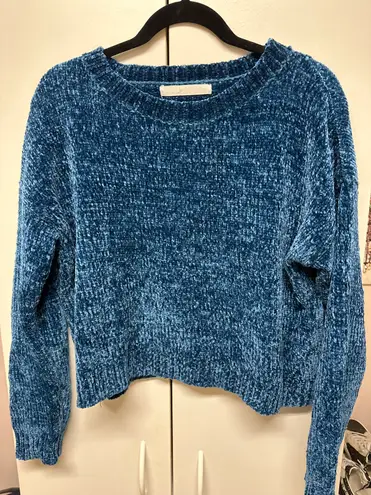 Double Zero Cropped Blue Sweater