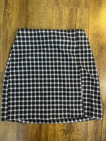 Divided Pattern Skirt