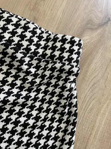 Houndstooth Black And White  Mini Skirt