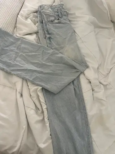 PacSun Light-Wash Jeans