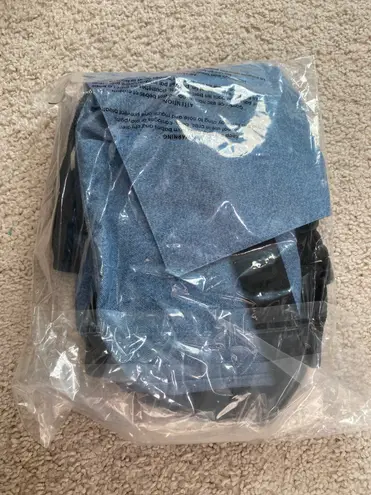 Baggu Nylon Messenger Bag NWT - Digital Denim