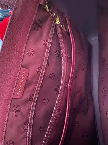 Tory Burch Tote Set With Matching Wallet