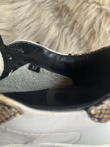 P448 "ZOE" Thea Platform Sneaker Size 37