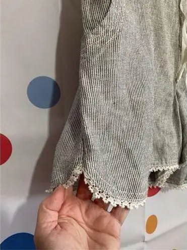 Caslon NEW Size Large Pinstriped Shorts Linen Blend 🌿💕