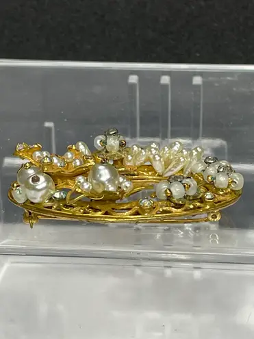 Vintage Designer Original By Robert Faux Pearl & Crystal Brooch/Pin Gold