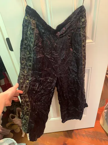 Wide Leg Velvet Pants Size M