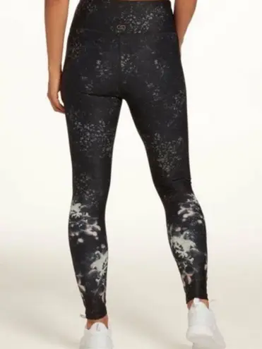 Calia Carrie Underwood Essential Printed
Leggings Floral Glow Size M Black Size M