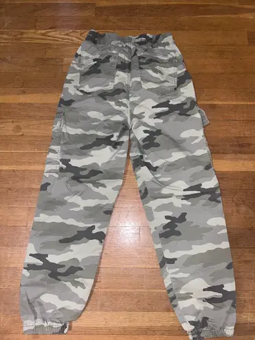 American Eagle Outfitters Cargo Pants