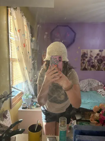 White bucket hat, hand made, crocheted