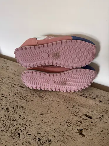 COB by Culture of Brave Joy Womens Sneaker. Size EU37/US6